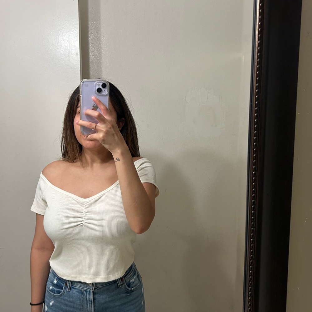 American Eagle off the shoulder top